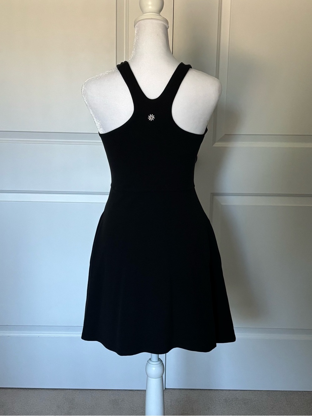 Athleta Conscious Dress - Picture 3 of 8